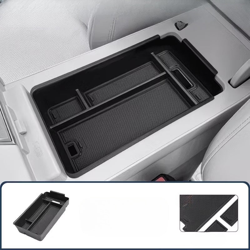 HOT GWM center control storage box organizer installed in a GWM HAVAL H6