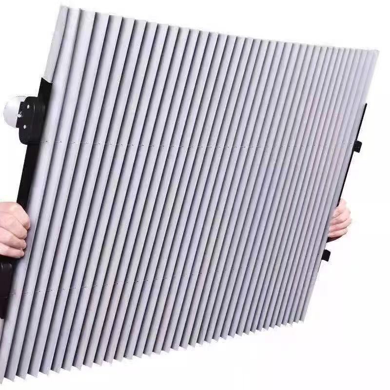 Einziehbarer Sonnenschutz für die Windschutzscheibe